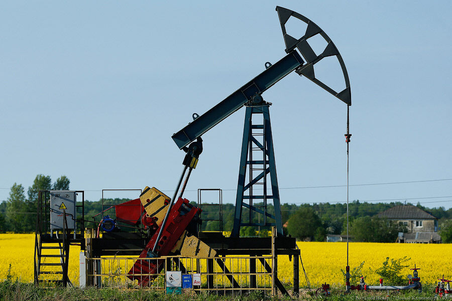 Аналитики: нефть Brent в 2023-м будет стоить в среднем $100 за баррель