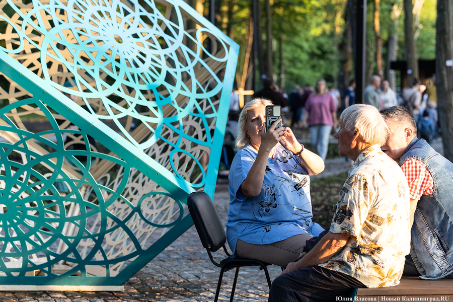 Яркая точка притяжения: как в Гурьевске открывали «Парк света» (фото)