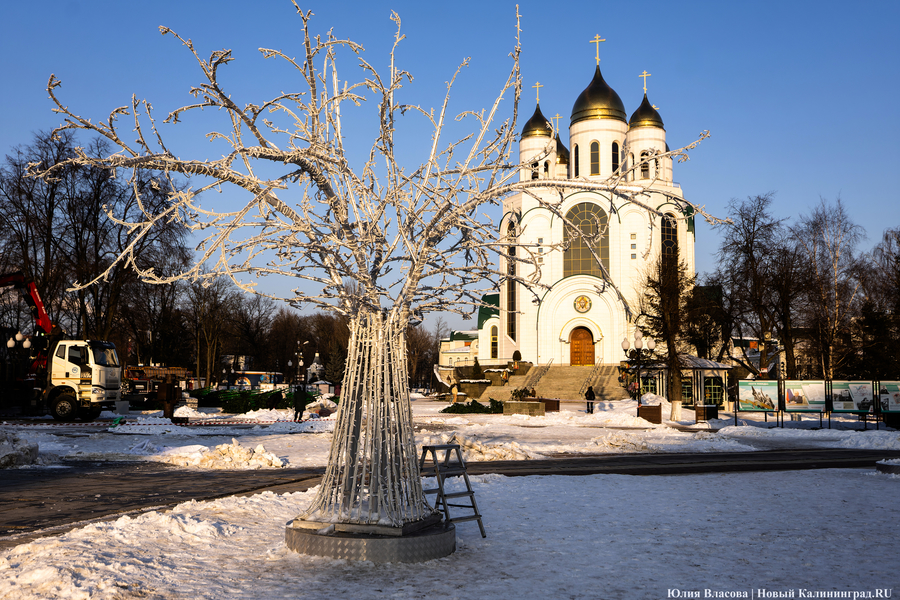Горвласти о состоянии площади Победы: после 20 лет эксплуатации нужна реконструкция (фото)