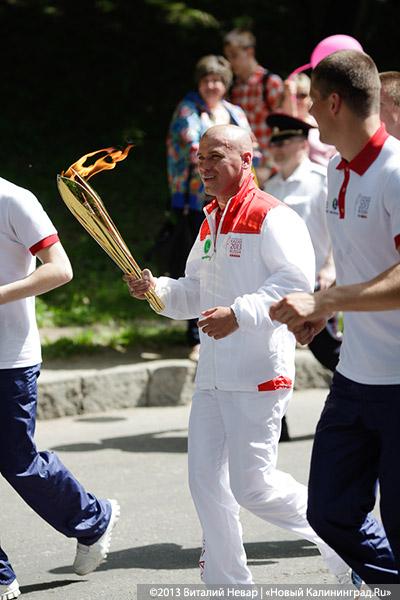 «Огонь на улице»: эстафета огня Универсиады-2013 в Калининграде