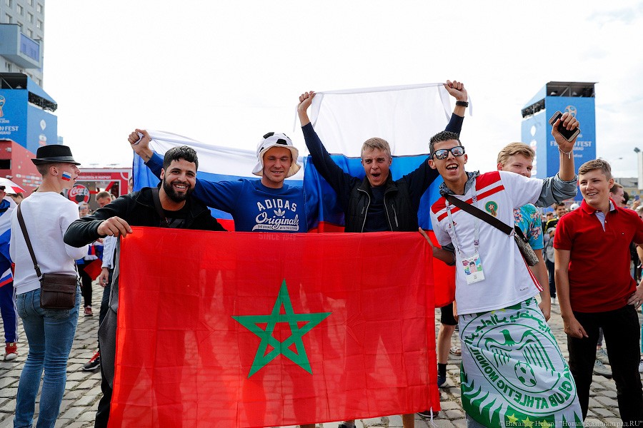 5 безответных голов: как болели в фан-зоне у Дома Советов на открытии ЧМ (фото)