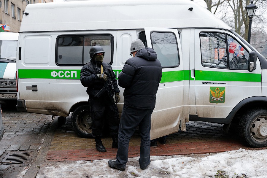 Власти Янтарного присоединились к сбору долгов по транспортному налогу