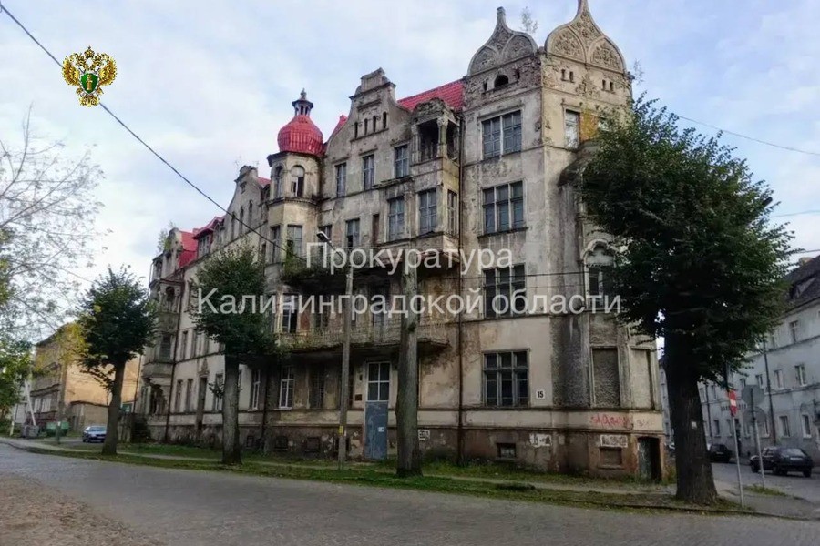 Прокуратура добилась ограничения доступа к заброшенным зданиям в Советске