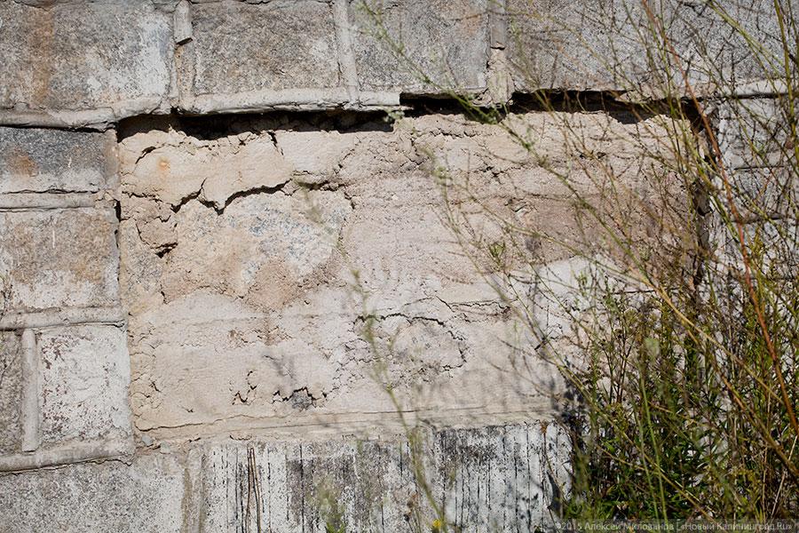 «Невечная память»: что осталось от монумента в Пененжно (фото)