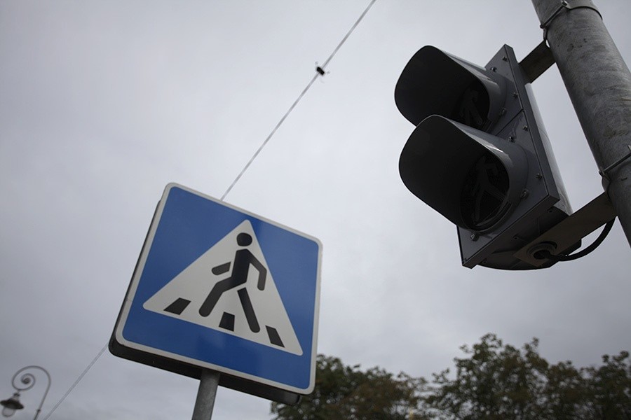 На перекрестке Суворова-Железнодорожной снова отключили светофор