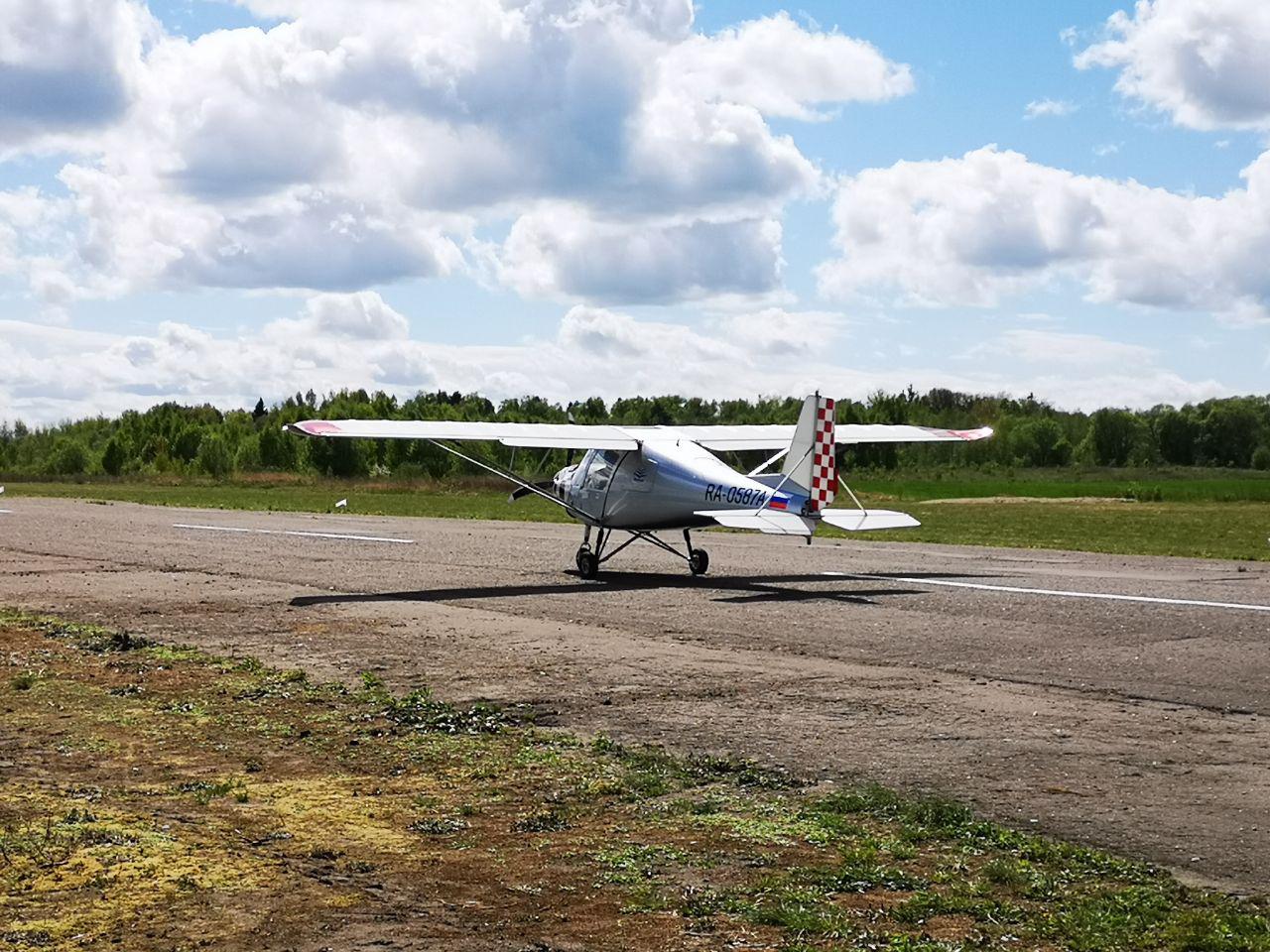 В гвардейском авиаклубе прошел фестиваль малой авиации (фото)