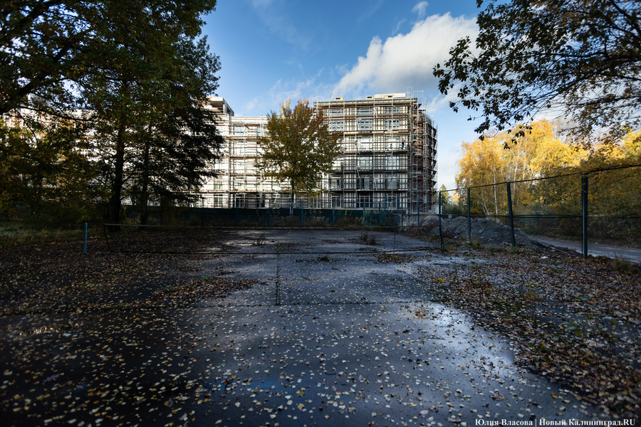 «Стакан» в третьей степени: что происходит на месте отеля «Русь» в Светлогорске (фото)