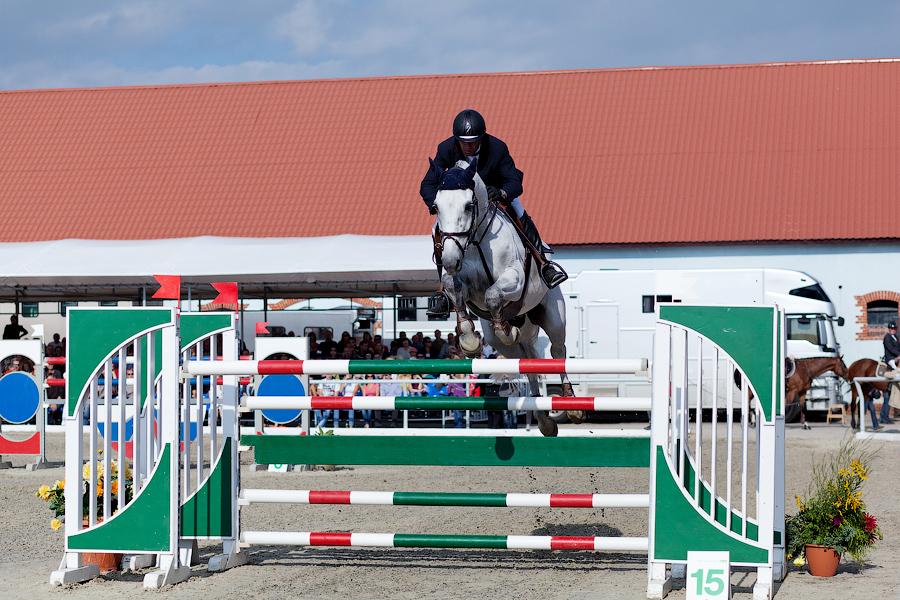 «Шляпки, лошади, конкур»: фоторепортаж «Нового Калининграда.Ru»