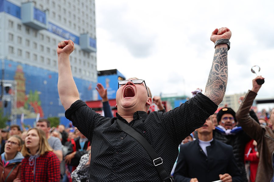 Усы победы: как Калининград болел и радовался за сборную России (фото)