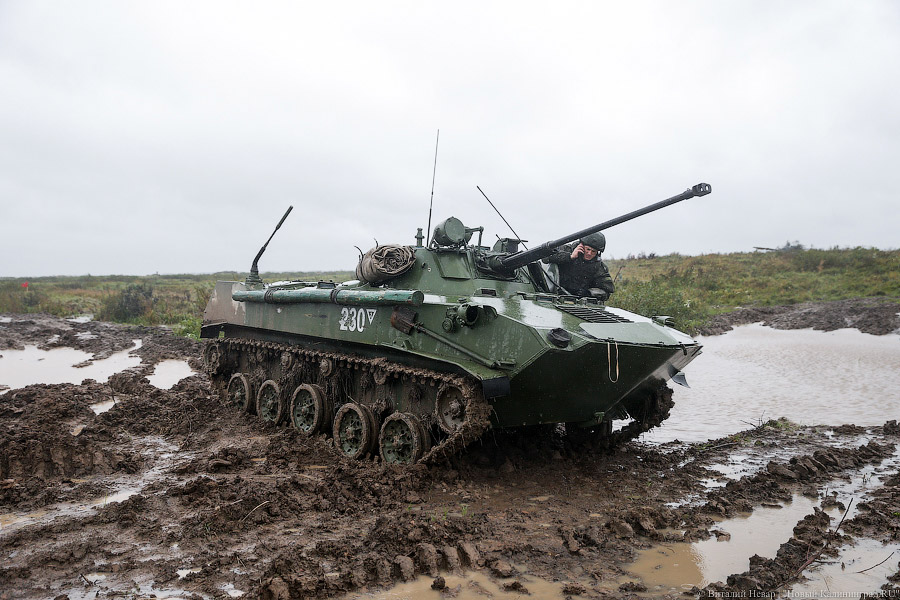 В бой идут мотострелки: учения «Запад-2017» в Калининградской области