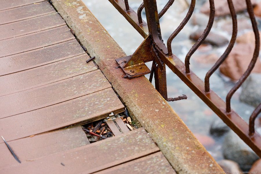 Тройной удар: состояние променада в Пионерском ухудшилось после зимних штормов (фото)