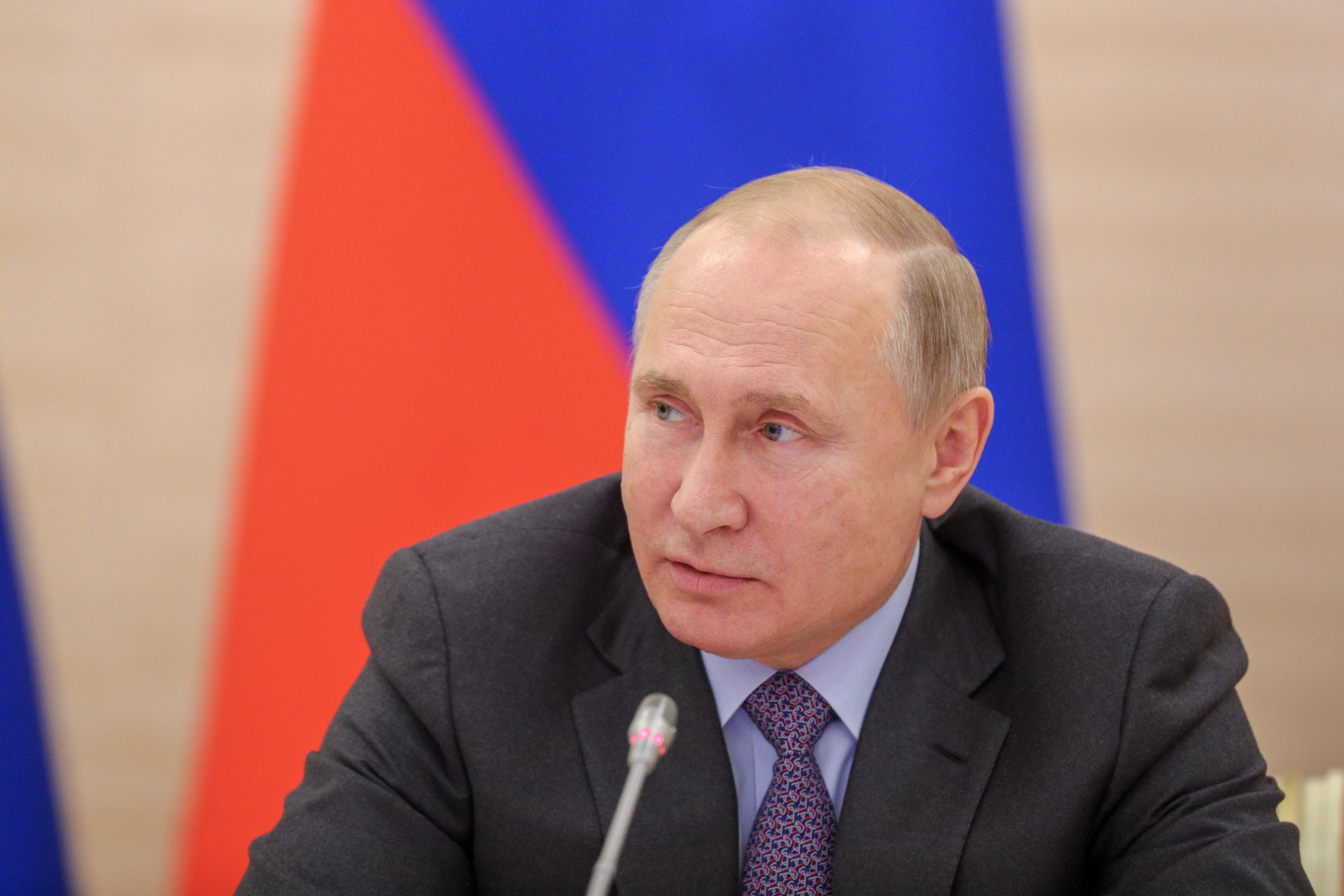 Путин рассказал, кто финансирует строительство культурно-досуговых центров