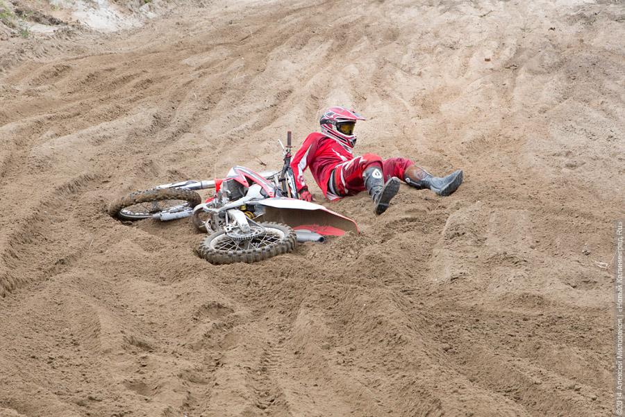 И женщины, и дети: мотокросс на Северной горе