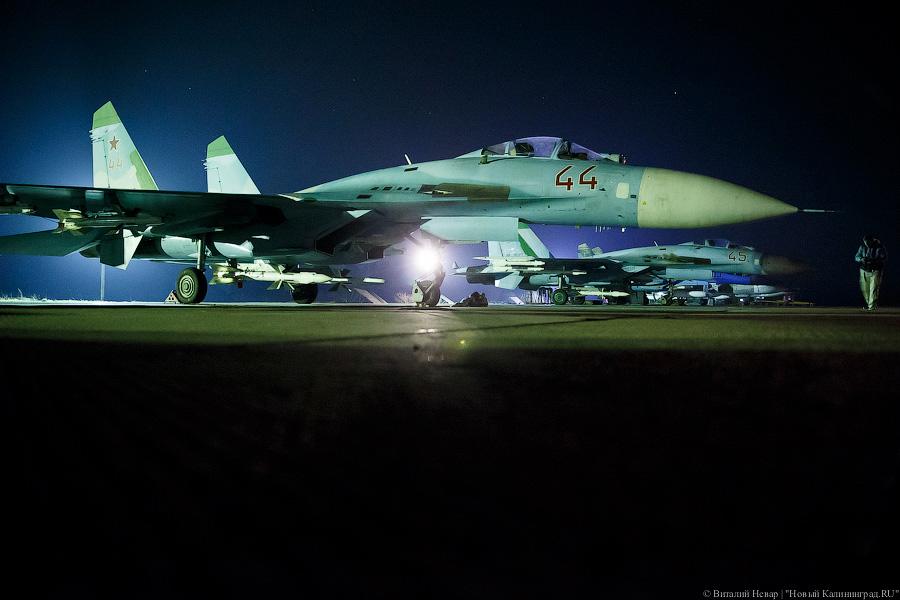 Усиление боеготовности: в Калининград прилетели военные самолеты (фото,видео)