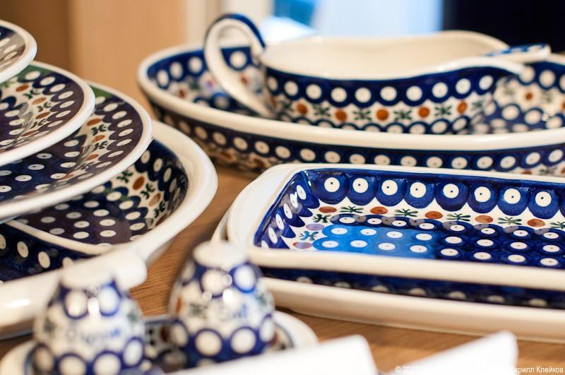 «Уют ручной работы»: расписная польская керамика для кухни и столовой