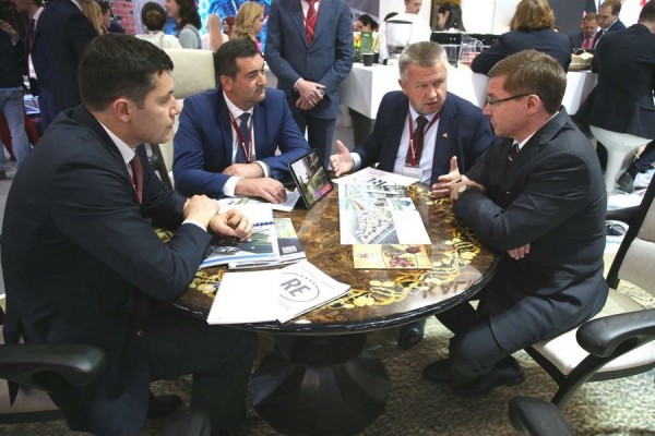 Проект «RусскаЯ ЕвропА» представили на Петербургском экономическом форуме