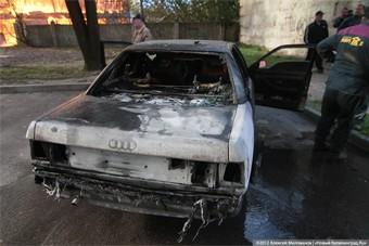 Хозяева машин, поврежденных из-за пожара на А. Смелых, подают в суд на Минобороны