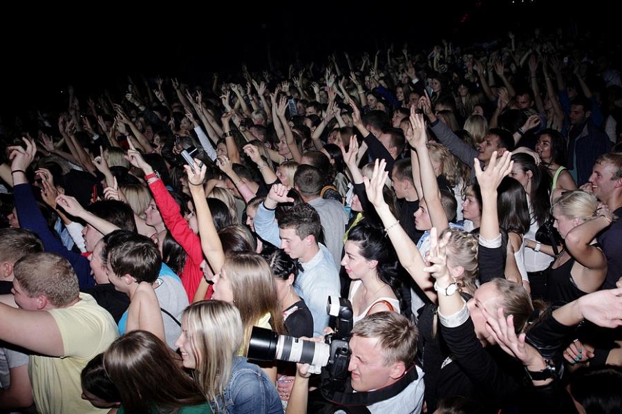 «Дорнадо»: фоторепортаж с концерта Ивана Дорна в Калининграде