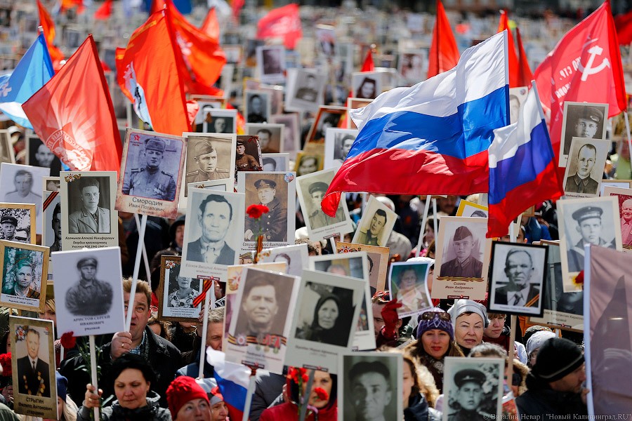 Вечная память: шествие «Бессмертного полка» в Калининграде