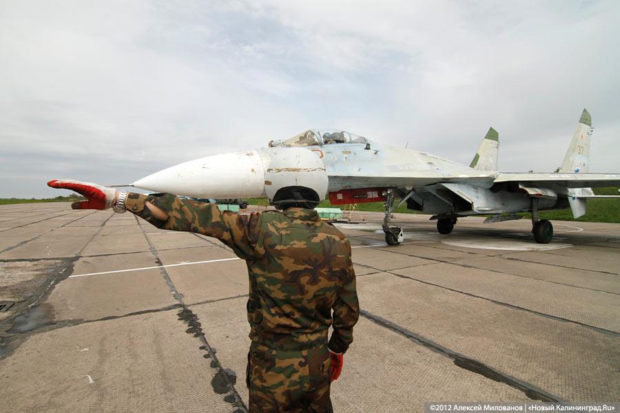 «Учёба в небе»: фоторепортаж с тренировочных полётов Су-27