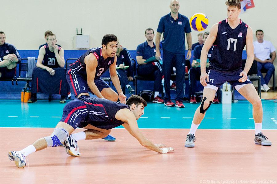 В девятый раз подряд: мужская сборная России по волейболу уступила США (фото)