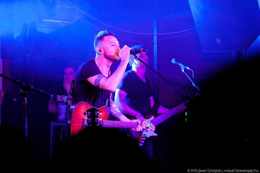 Просто такая сильная любовь: в «Ялте» с аншлагом прошел концерт «Зверей»