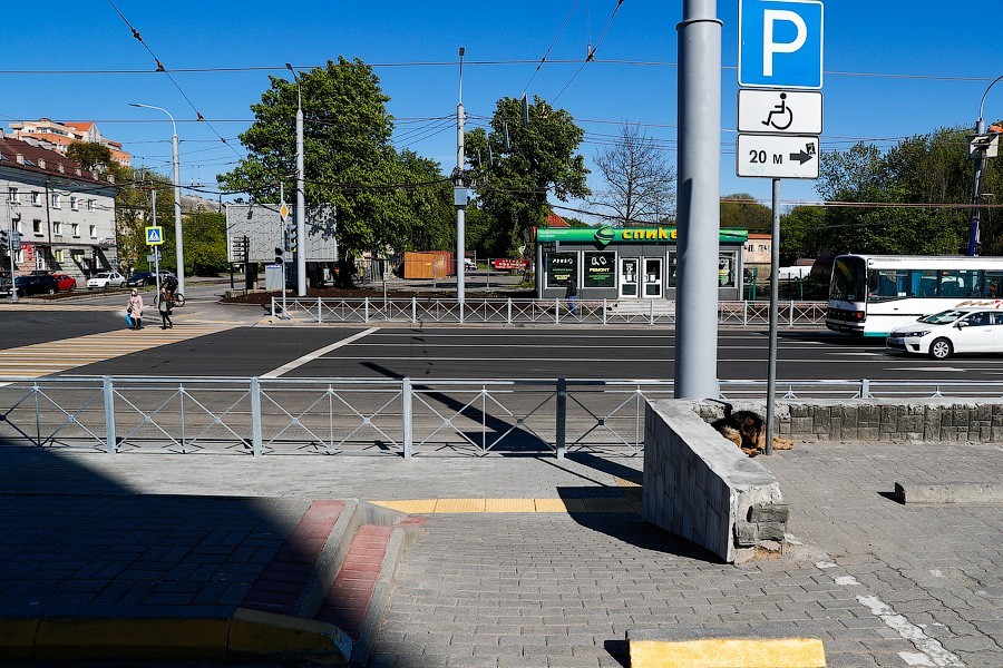 Конец мучений и брусчатки: Киевскую полностью открыли после ремонта (фото)