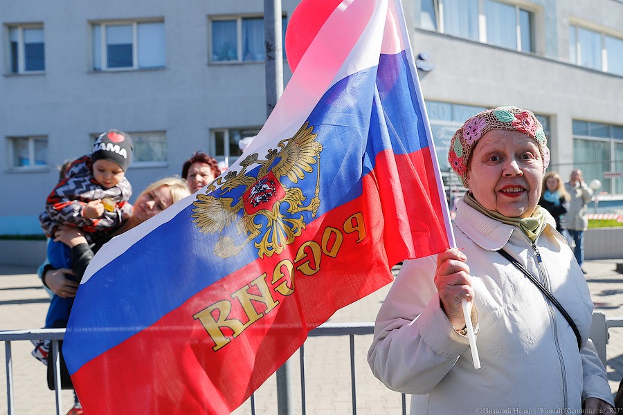 В едином порыве: в Калининграде прошла первомайская демонстрация (фото)