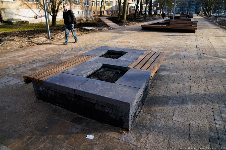 Как выглядит обновленная пешеходная зона на улице Рокоссовского без снега (фото)