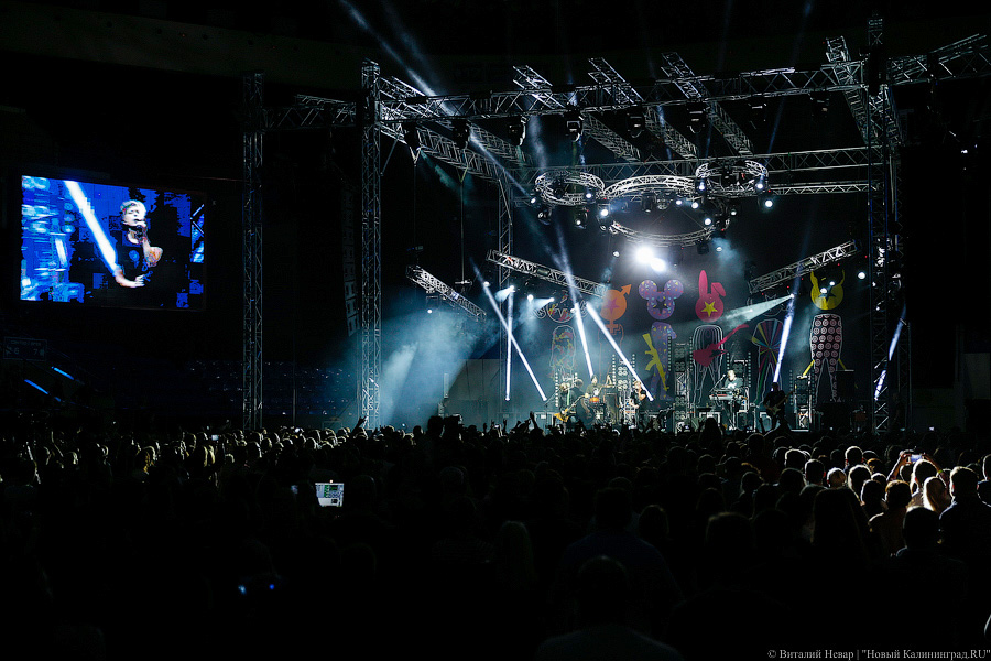 Всё такое немодное: в Калининграде с новой программой выступила группа «Би-2»