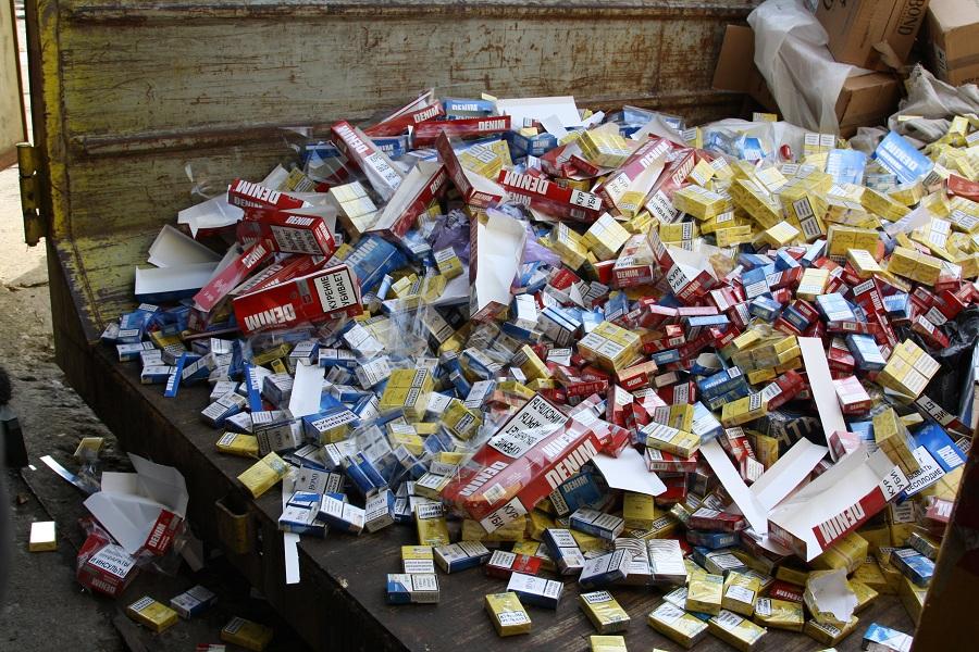 Калининградская областная таможня закопала крупную партию контрабандного товара (фото)