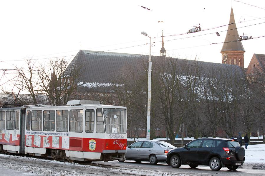 На Деревянном мосту произошла авария, затруднено движение на Острове и Моспроспекте (фото)