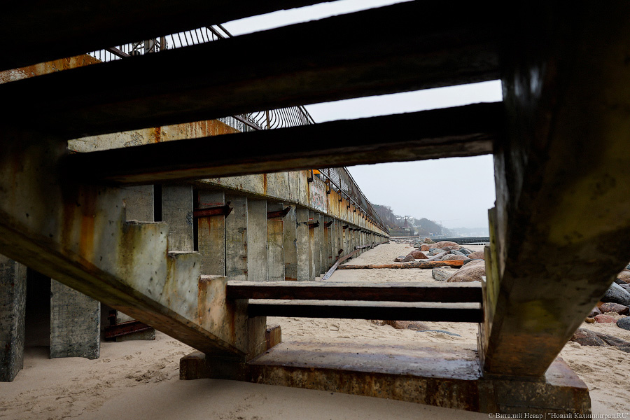 Тройной удар: состояние променада в Пионерском ухудшилось после зимних штормов (фото)