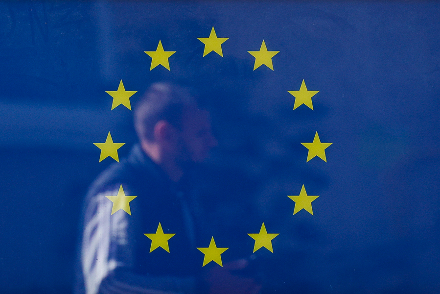 Туроператоры: российским туристам перестали выдавать шенгенские визы на срок более года