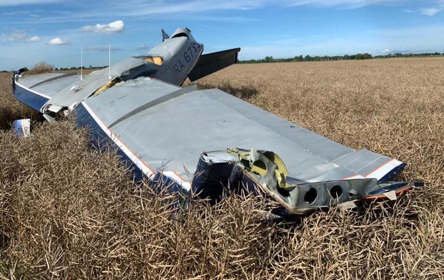 «Интерфакс»: самолет под Калининградом потерпел аварию из-за технических проблем