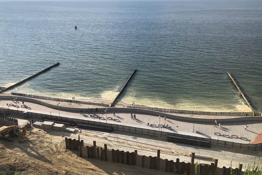 Почему Балтийское море пожелтело? Объясняет сотрудник нацпарка «Куршская коса» (фото)