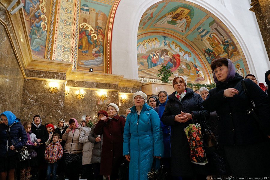 «Цветики да вербочки»: как прошло богослужение в Вербное воскресенье (фото)
