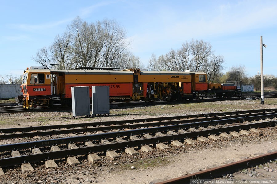 Из-за подростков на путях машинисту пришлось экстренно остановить тепловоз