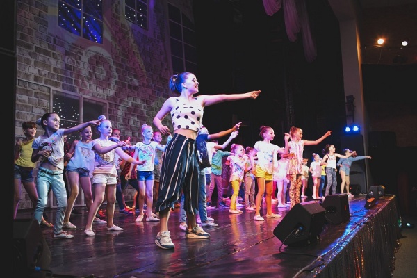 «Dance Studio 54»: научим танцевать вашего ребенка