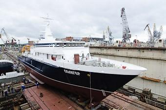 "Янтарь" спустил на воду исследовательское судно "Селигер"