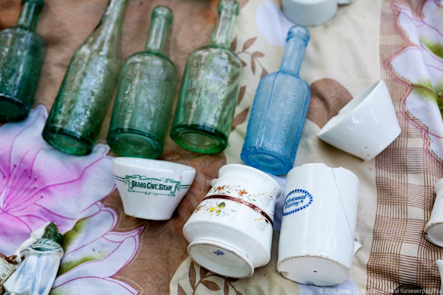 Культурный слой: немецкое и советское на городской барахолке