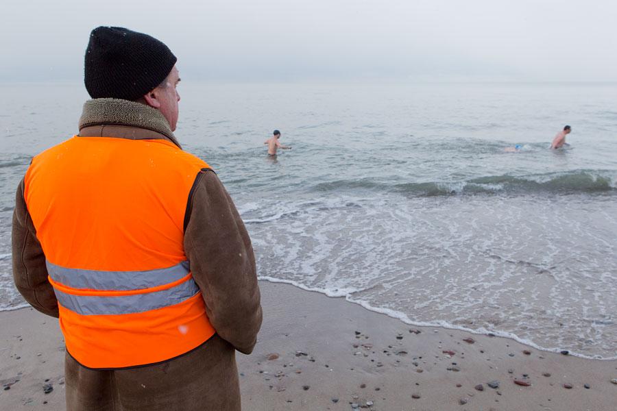 Зимние приключения Амбермена: экстрим-триатлон в Зеленоградске (фото)