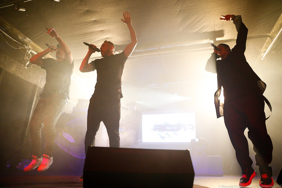 Не надо танцевать: в клубе «Yalta» выступила группа «Каста»