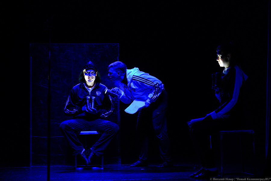 «Только без мата, пожалуйста»: в Драмтеатре заработала польско-российская лаборатория