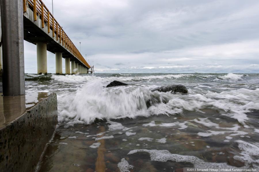 Коррозия причала: недавно открытый променад в Зеленоградске уже начал разрушаться