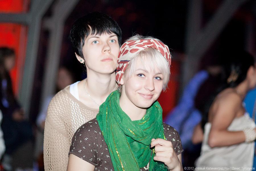 «Ну вот и поговорили»: фоторепортаж с концерта певицы Елки