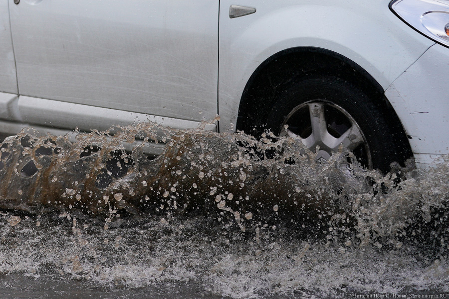 Другой берег улицы: Калининград затопило после шторма (да, опять)