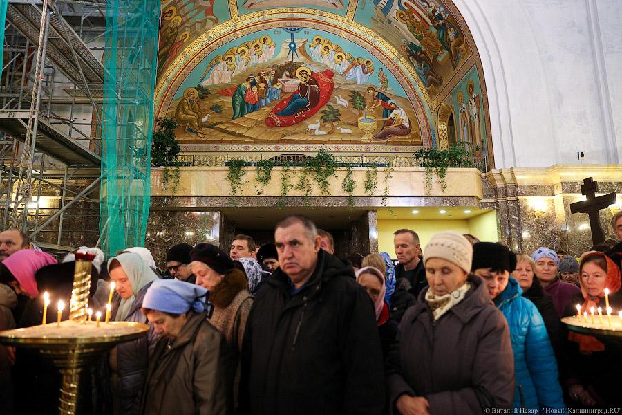 К князю на поклон: в Калининград привезли мощи святого Владимира