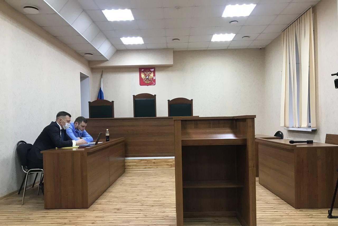 Заседание по делу об избиении Прилучного отложили из-за болезни подсудимого