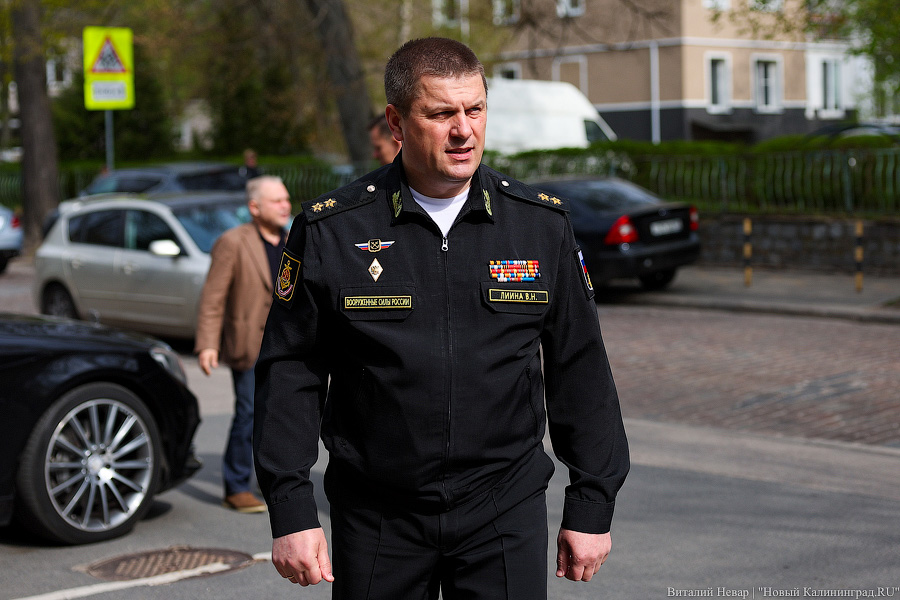 Карты, фотки, все дела: ежегодный отчет Антона Алиханова в фотографиях